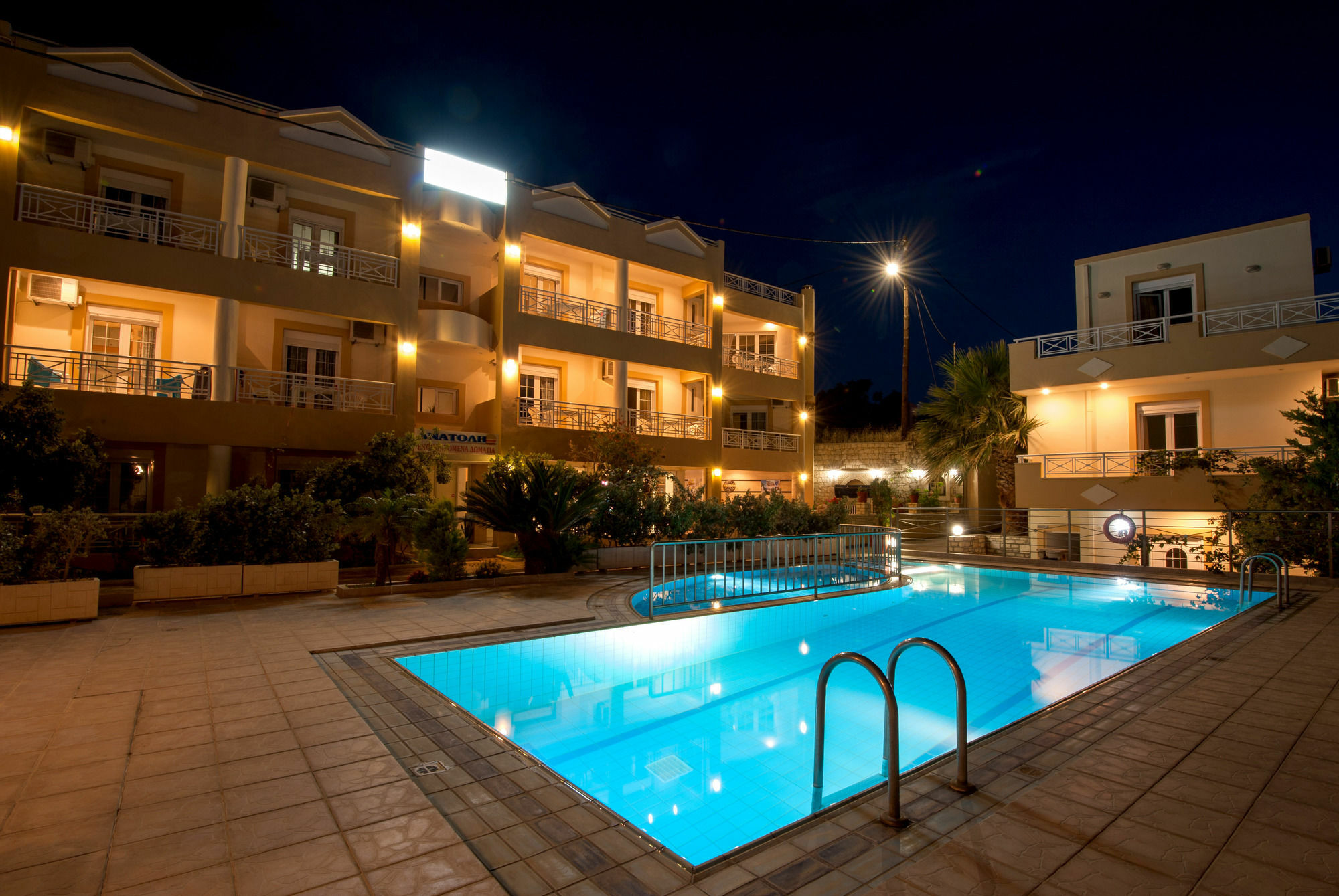 Sunrise Apartments Sfáka エクステリア 写真